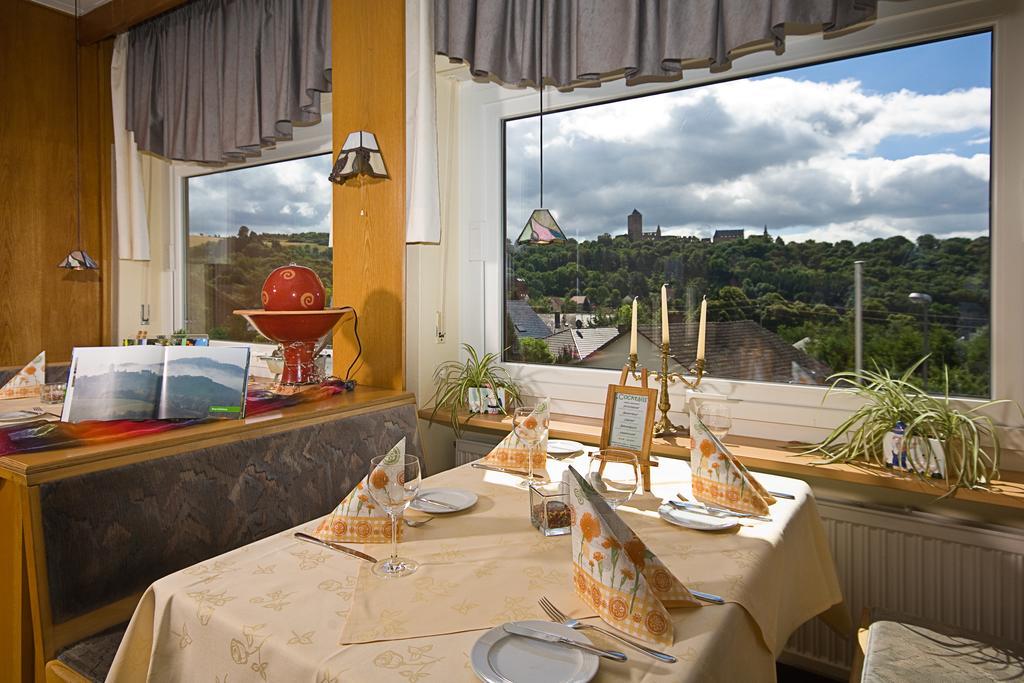 Hotel Burgblick Thallichtenberg Eksteriør billede